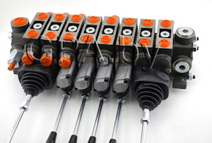 Распределитель лесного манипулятора с джойстиками 8ZC70 пропорциональный